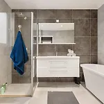 Dinbnb L 500m To The Market! 65 Sqm Of Comfort & Luxury * Bergen
